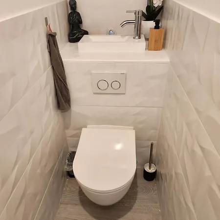Loveroom66 Studio Romantique Avec Jacuzzi Balneo 2 Places Lejlighed Perpignan