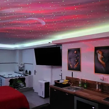 Lejlighed Loveroom66 Studio Romantique Avec Jacuzzi Balneo 2 Places