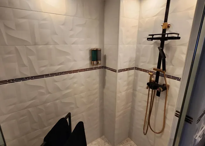 Romantique Avec Jacuzzi 2 Places *