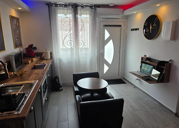 Appartement Romantique Avec Jacuzzi 2 Places